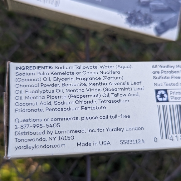 New in Box Bundle of Yardley Soaps - Picture 3 of 5